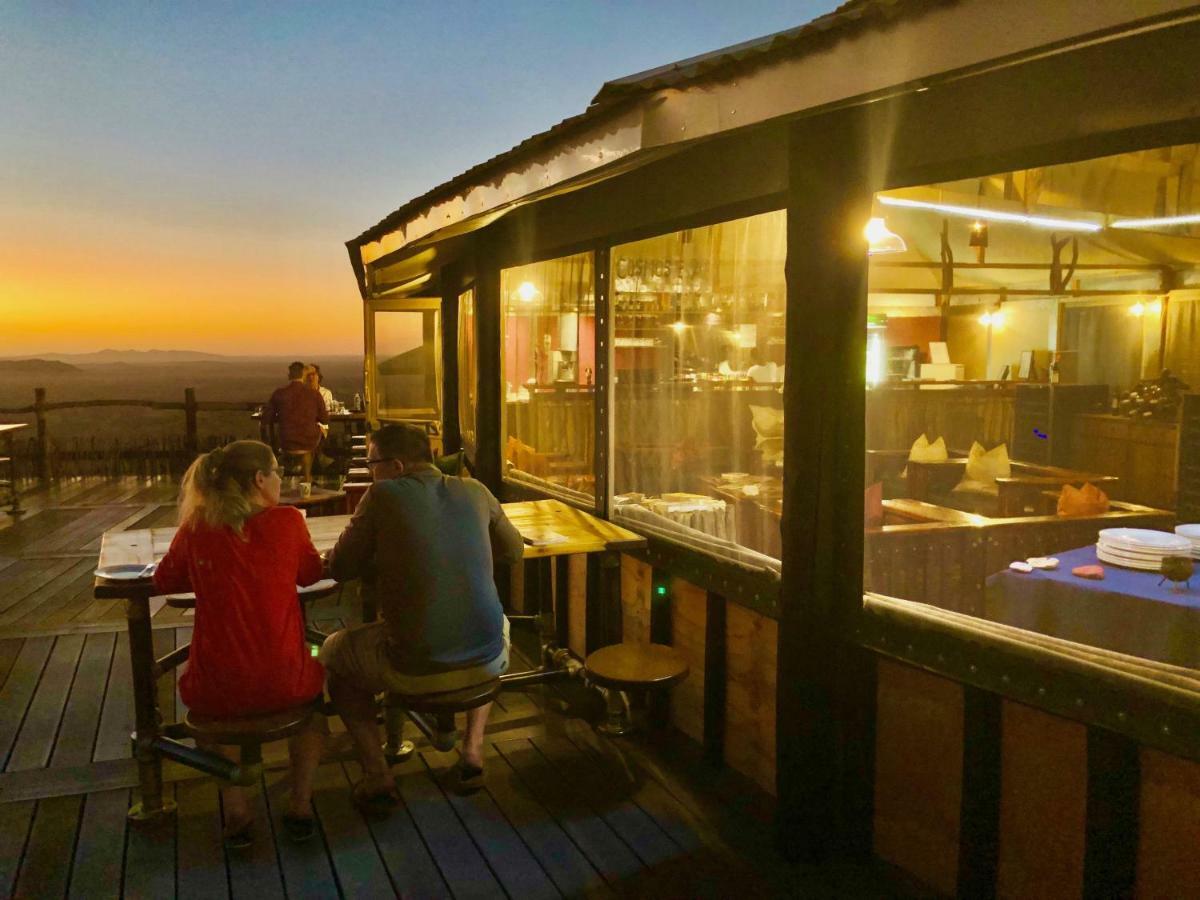 Moon Mountain Lodge Constantia Extérieur photo